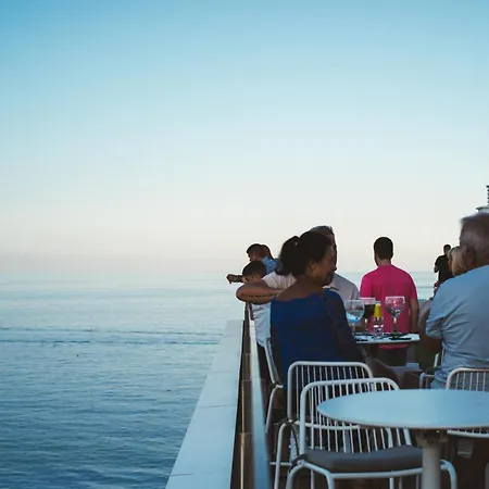 Отель La Barracuda 3*