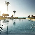 La Barracuda Hotel 3*